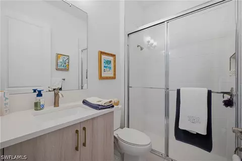 Bath - 12219 Red Pine Pl, Estero, FL 33928 photo 4 of 4