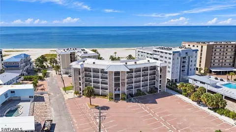 2580 Estero Blvd #15, Fort Myers Beach, FL 33931