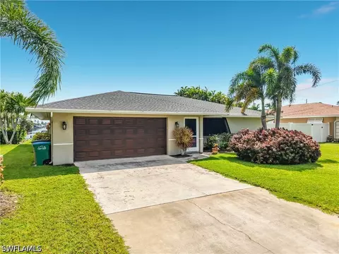 928 SW 52nd St, Cape Coral, FL 33914