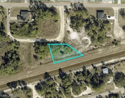 2517 Catron Cir, Lehigh Acres, FL 33971