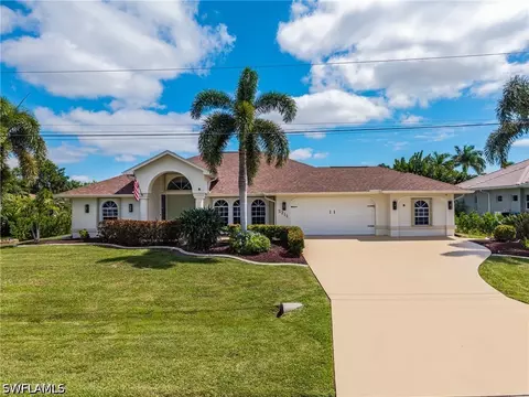 5211 SW 27th Pl, Cape Coral, FL 33914