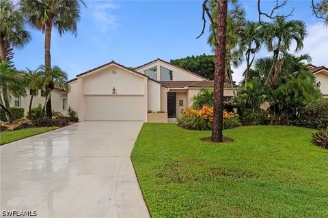 28417 Highgate Dr, Bonita Springs, FL 34135