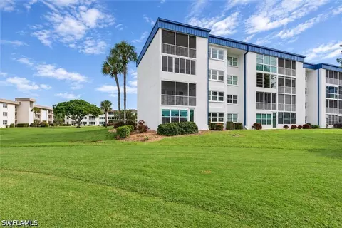 6220 Augusta Dr #117, Fort Myers, FL 33907