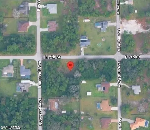 2702 E 7th St, Lehigh Acres, FL 33936