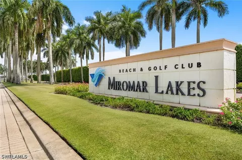10015 Valiant Ct #102, Miromar Lakes, FL 33913
