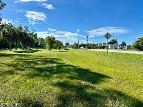 6516 Abbott St, Fort Myers, FL 33966
