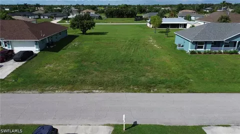 2045 NE 24th Ter, Cape Coral, FL 33909