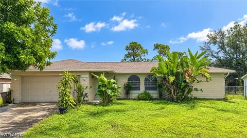 2139 NE 28th St, Cape Coral, FL 33909