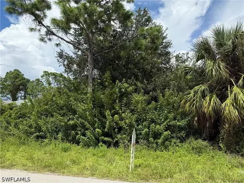 3310 23rd St W, Lehigh Acres, FL 33971