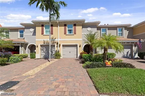 12555 Laurel Cove Dr, Fort Myers, FL 33913