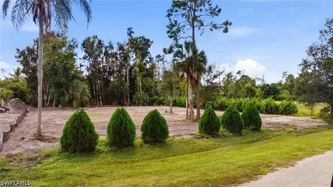 10330 Morningside Ln, Bonita Springs, FL 34135