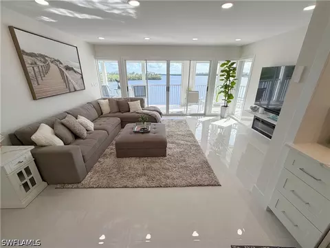 4895 Bonita Beach Rd #202, Bonita Springs, FL 34134