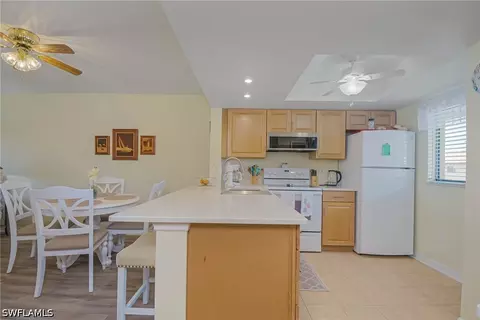 4790 S Cleveland Ave #607, Fort Myers, FL 33907