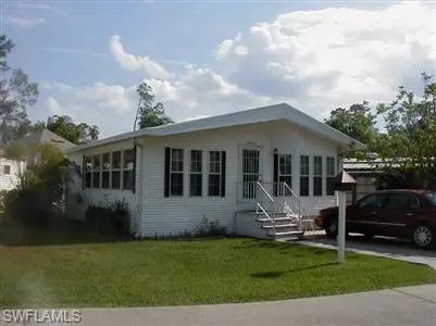 10952 Limpkin Cir, Estero, FL 33928 photo 1