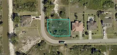 429 Caywood Ave S, Lehigh Acres, FL 33974