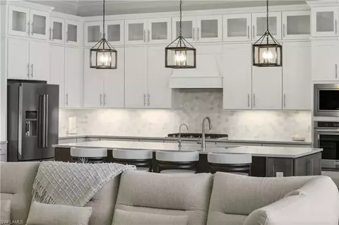 Kitchen - 18377 Ridgeline Dr, Estero, FL 33928 photo 1 of 7
