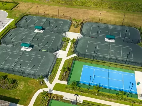 View/Area - 18377 Ridgeline Dr, Estero, FL 33928 photo 5 of 5