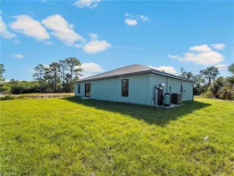 1135 Augusta St E, Lehigh Acres, FL 33974 photo 28