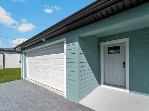 1135 Augusta St E, Lehigh Acres, FL 33974 photo 32