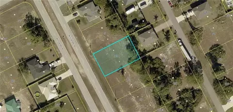 3717 W Gator Cir, Cape Coral, FL 33909