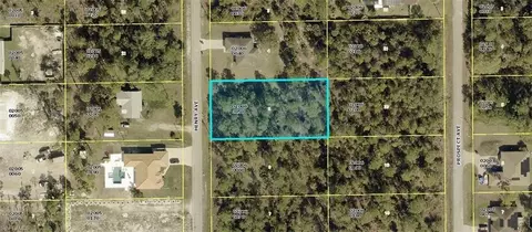 814 Henry Ave, Lee, FL 33972