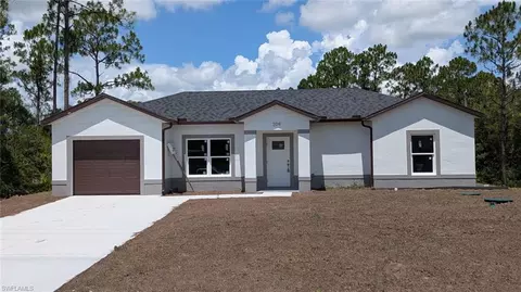 204 Aurora Ave S, Lehigh Acres, FL 33974