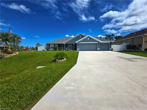 2727 NW 29th Ter, Cape Coral, FL 33993