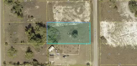 1707 Wellington Ave, Lehigh Acres, FL 33972