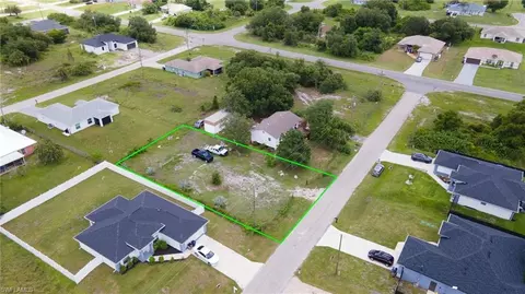 2504 50th St SW, Lehigh Acres, FL 33976