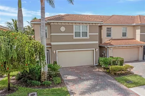 3881 Burrfield St, Fort Myers, FL 33916