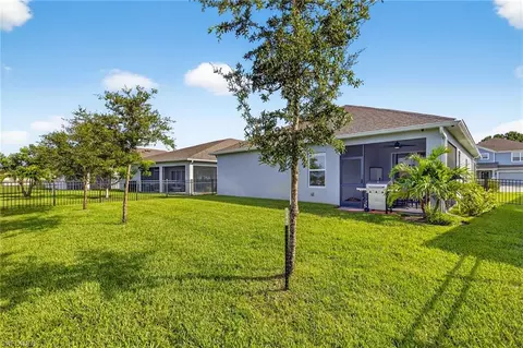 8772 Cascade Price Cir, North Fort Myers, FL 33917