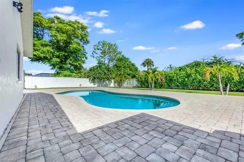 49 Willoughby Dr, Naples, FL 34110 photo 22