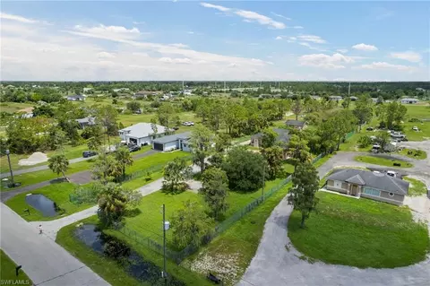 View/Area - 3295 31st Ave NE, Naples, FL 34120 photo 7 of 9