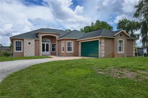 3295 31st Ave NE, Naples, FL 34120