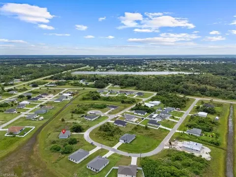 View/Area - 8019 Oakleaf Cir, Labelle, FL 33935 photo 3 of 3