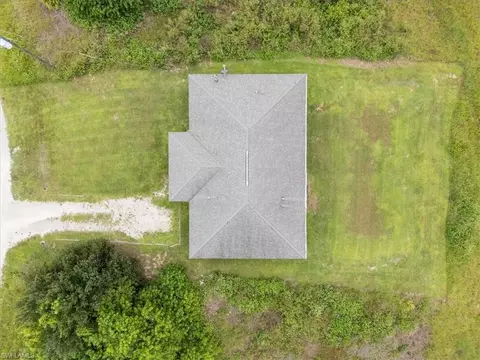 View/Area - 8019 Oakleaf Cir, Labelle, FL 33935 photo 1 of 3