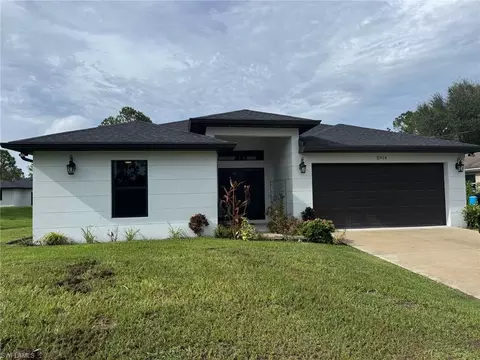 2914 49th St W, Lehigh Acres, FL 33971