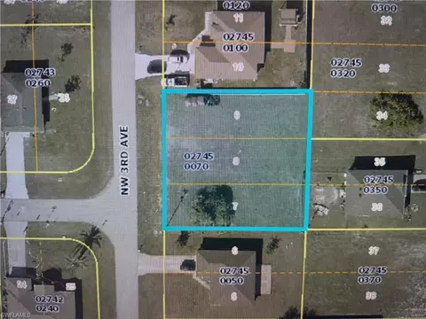 1400 Hibiscus Ave, Lehigh Acres, FL 33972