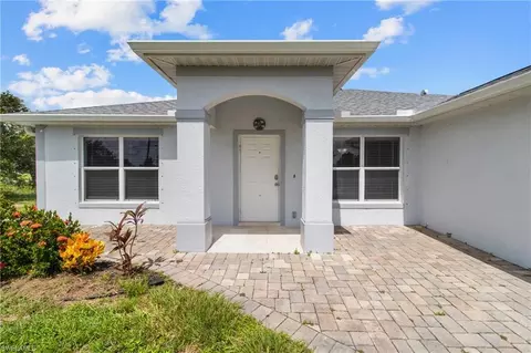 1859 Mayberry Dr, Lehigh Acres, FL 33972