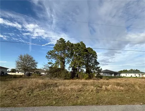 4436-4438 27th St SW, Lehigh Acres, FL 33973