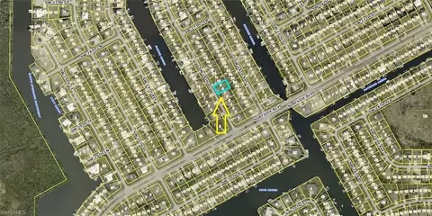 2729 SW 28th Pl, Cape Coral, FL 33914