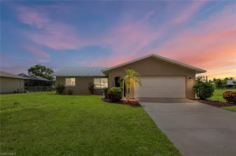 1914 SE 11th Ave, Cape Coral, FL 33990