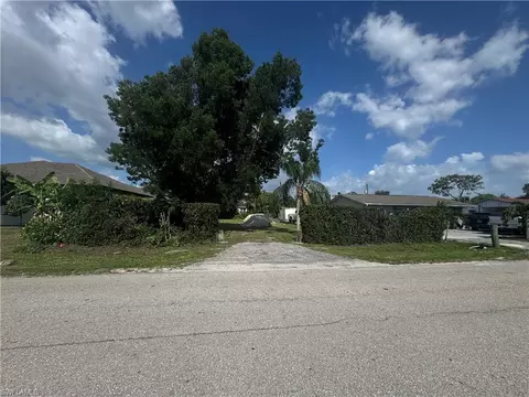 26531 Coventry Ln, Bonita Springs, FL 34135