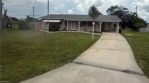 312 Grovewood Ave S, Lehigh Acres, FL 33936