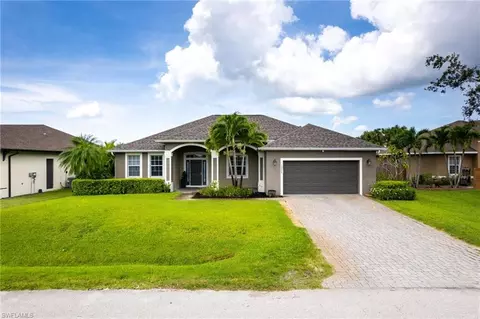 18464 Olive Rd, Fort Myers, FL 33967