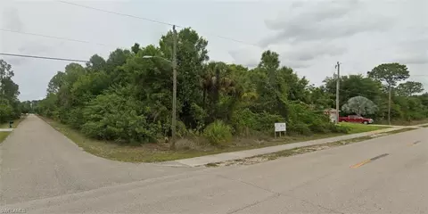 1701 E 6th St, Lehigh Acres, FL 33972