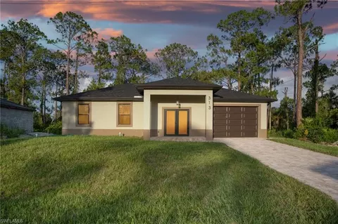 313 Mangonia Ave, Lehigh Acres, FL 33974