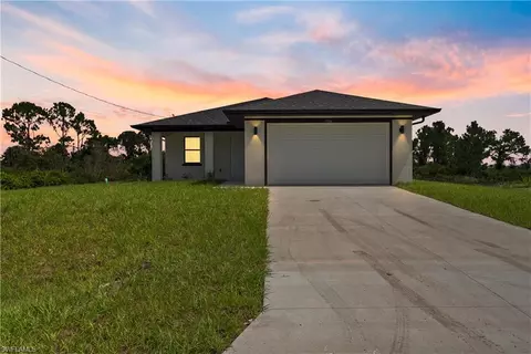 3314 74th St W, Lehigh Acres, FL 33971