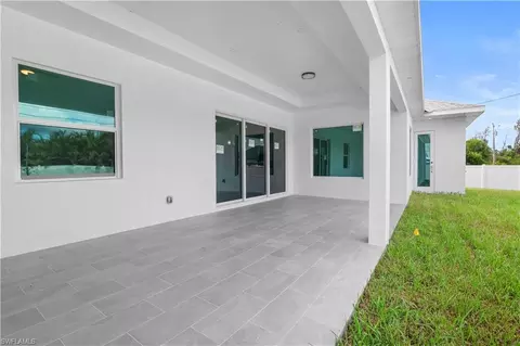 502 SW 28th Ave, Cape Coral, FL 33991