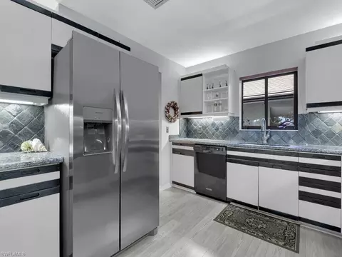 Kitchen - 76 Cypress View Dr E #76, Naples, FL 34113 photo 3 of 3